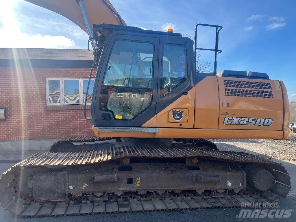 CASE CX 250 D Гусеничні екскаватори