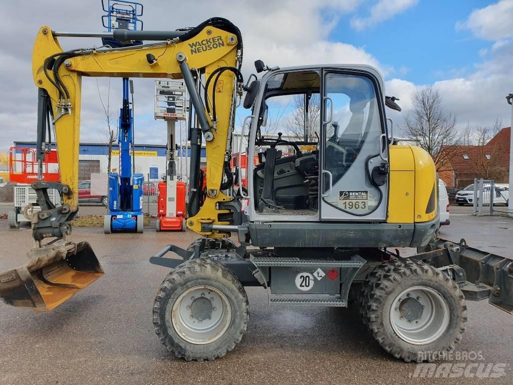 Wacker Neuson EW100 Колісні екскаватори
