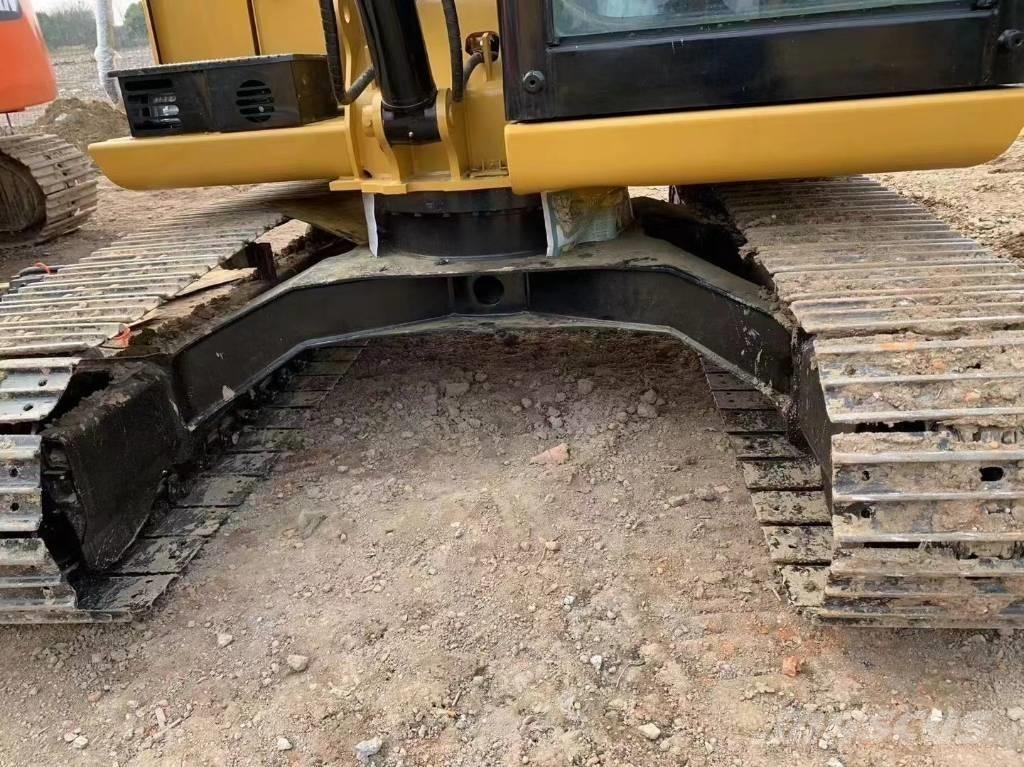 CAT 307 Міні-екскаватори < 7т