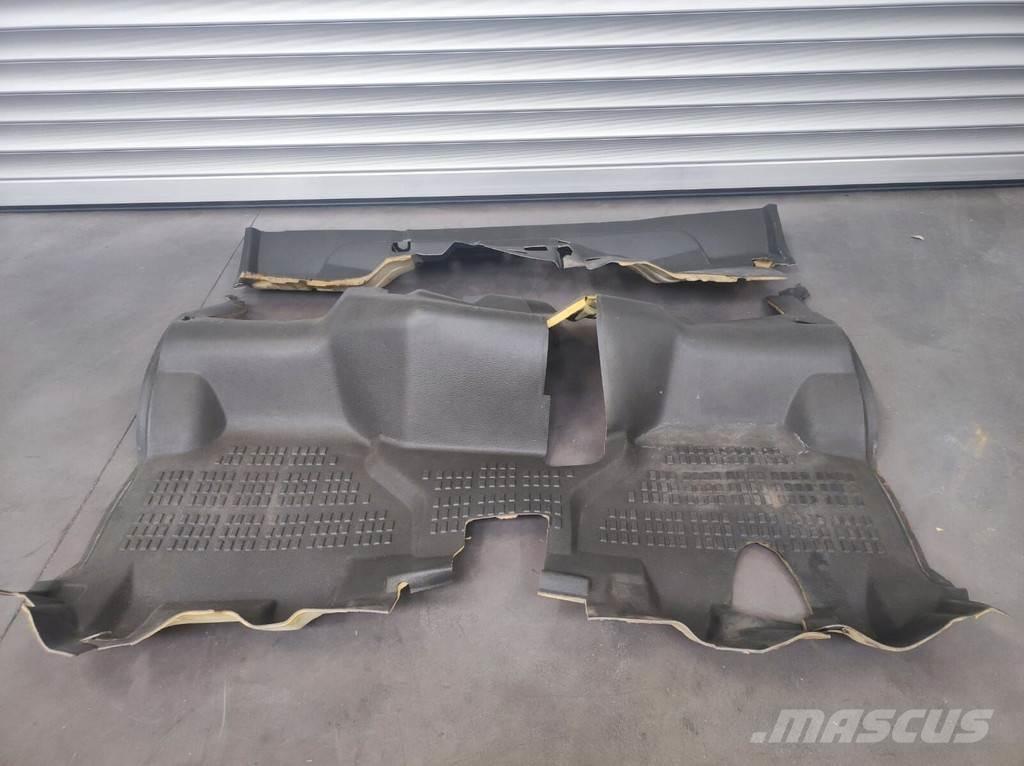Renault Floor Mat Кабіни
