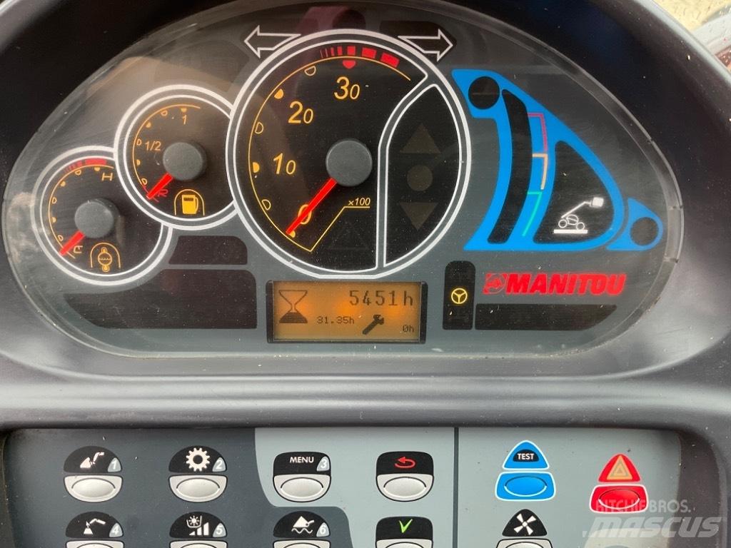 Manitou 1440 Телескопічні навантажувачі