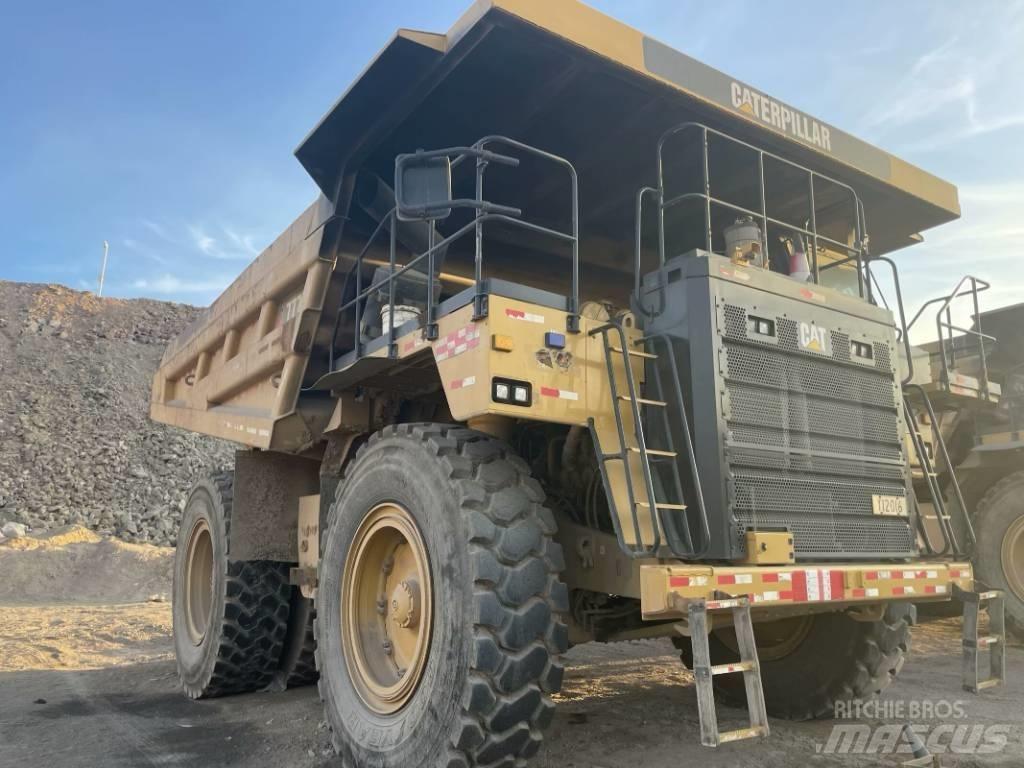 CAT 777e Самосвальні причепи