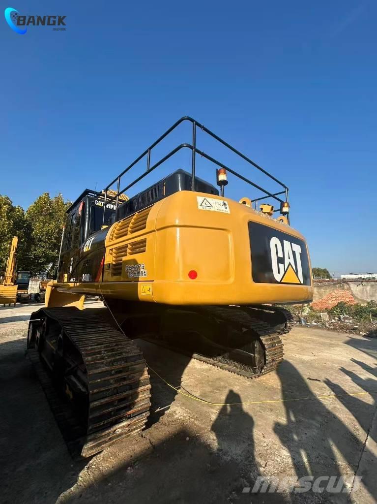 CAT 340D2L Гусеничні екскаватори
