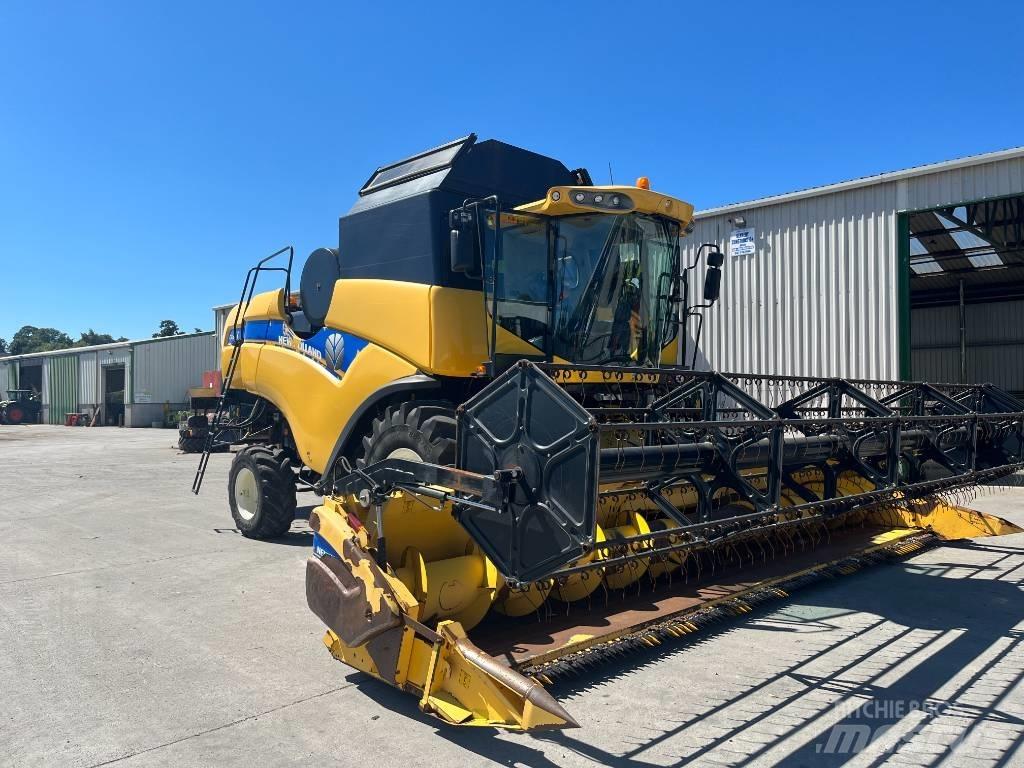 New Holland CX 6090 Зернозбиральні комбайни
