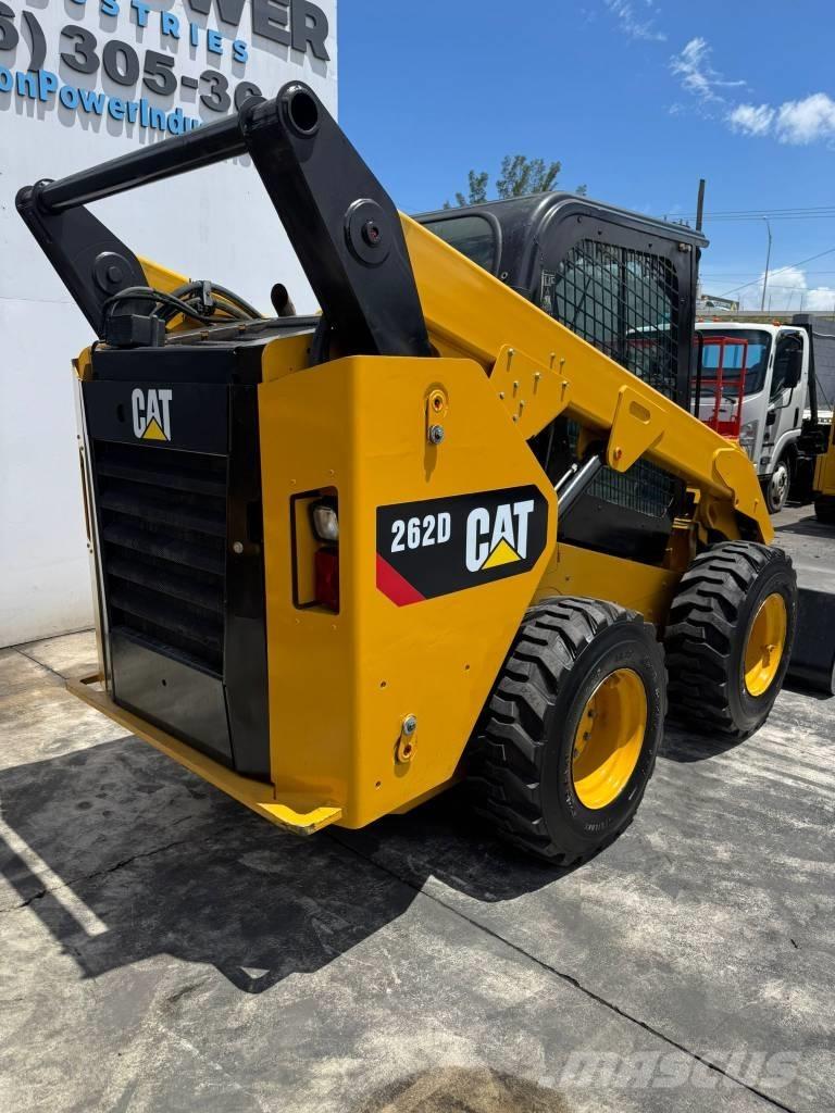 CAT 262 D Міні-навантажувачі