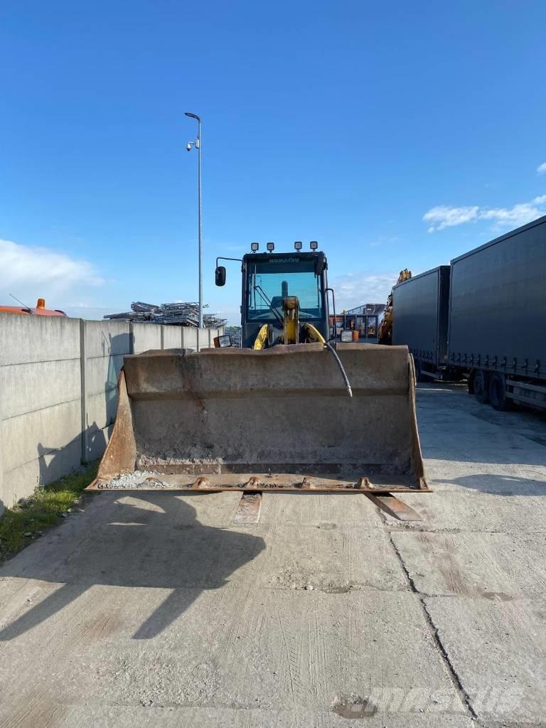 Komatsu WA 100 M-5 Фронтальні навантажувачі