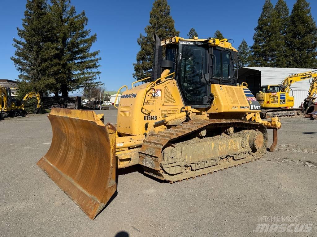 Komatsu D61EXi-24 Гусеничні бульдозери