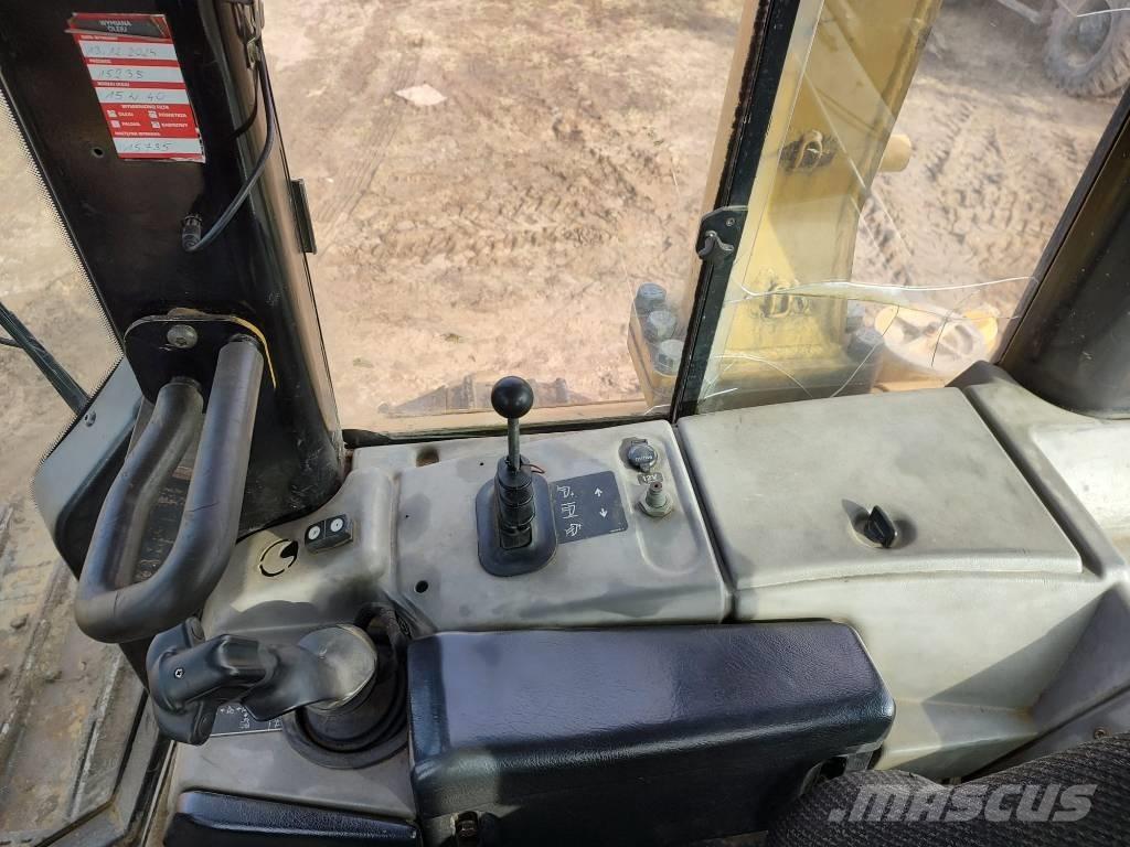 CAT D 6 N LGP Гусеничні бульдозери