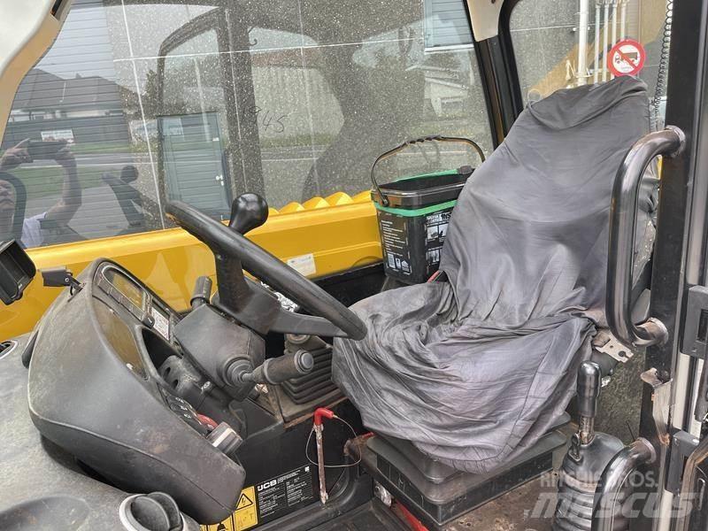 JCB 531 - 70 Телескопічні навантажувачі
