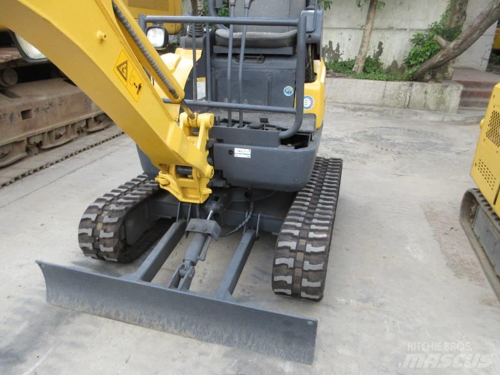 Komatsu PC 18 Міні-екскаватори < 7т