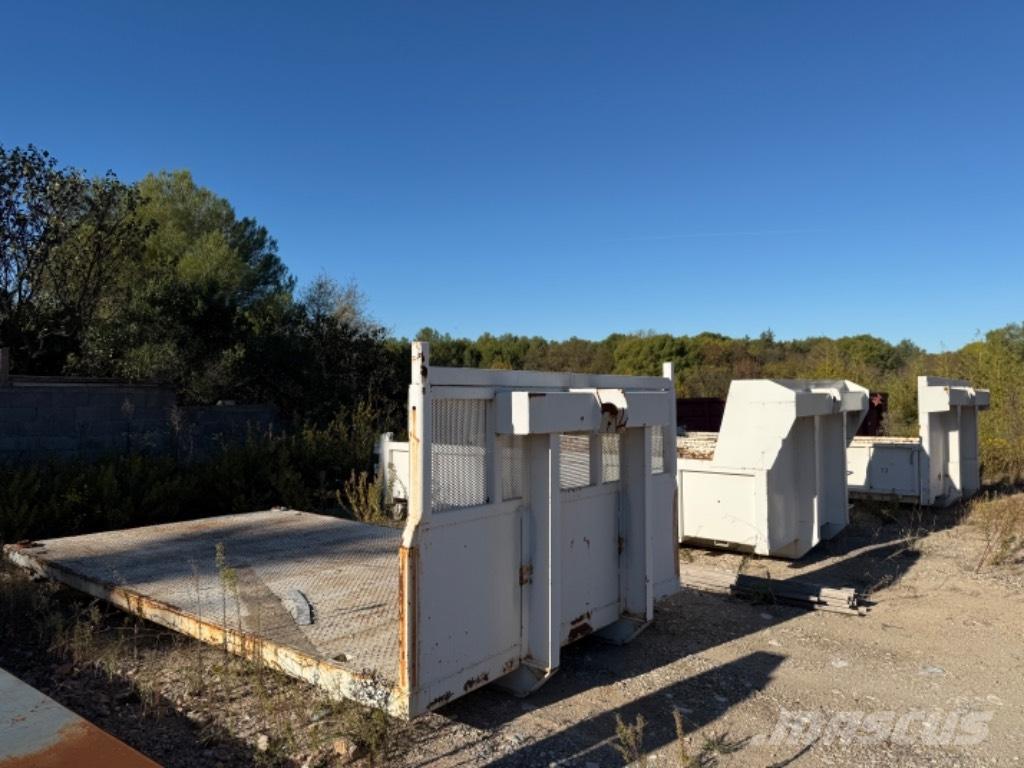 Benne ampiroll Вантажівки з гаковим підйомом