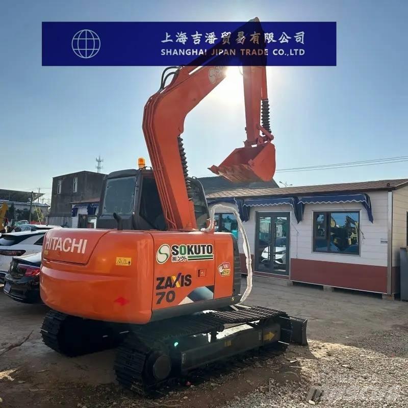 Hitachi ZX 70 Гусеничні екскаватори