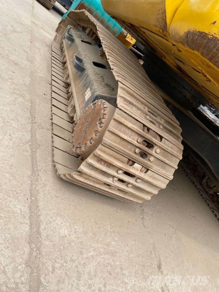 Komatsu PC 240 Гусеничні екскаватори