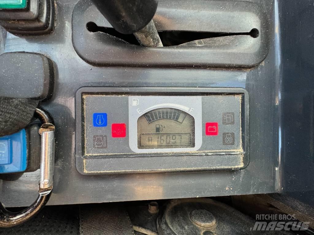 Hitachi ZX 26 U-6 Міні-екскаватори < 7т