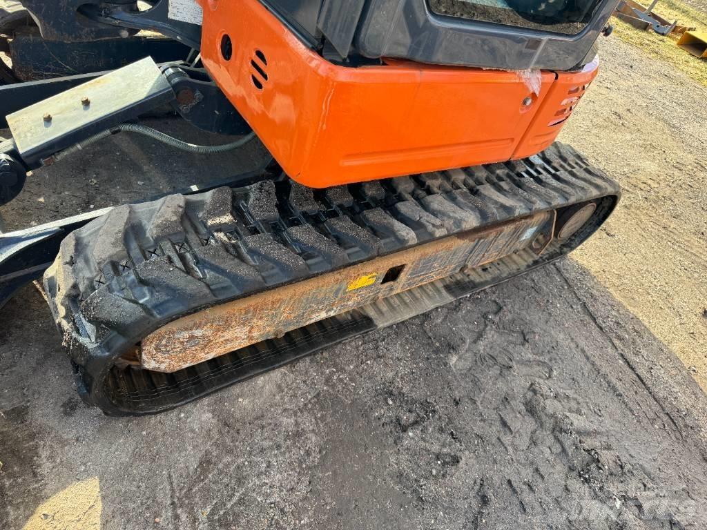 Hitachi ZX 26 U-6 Міні-екскаватори < 7т