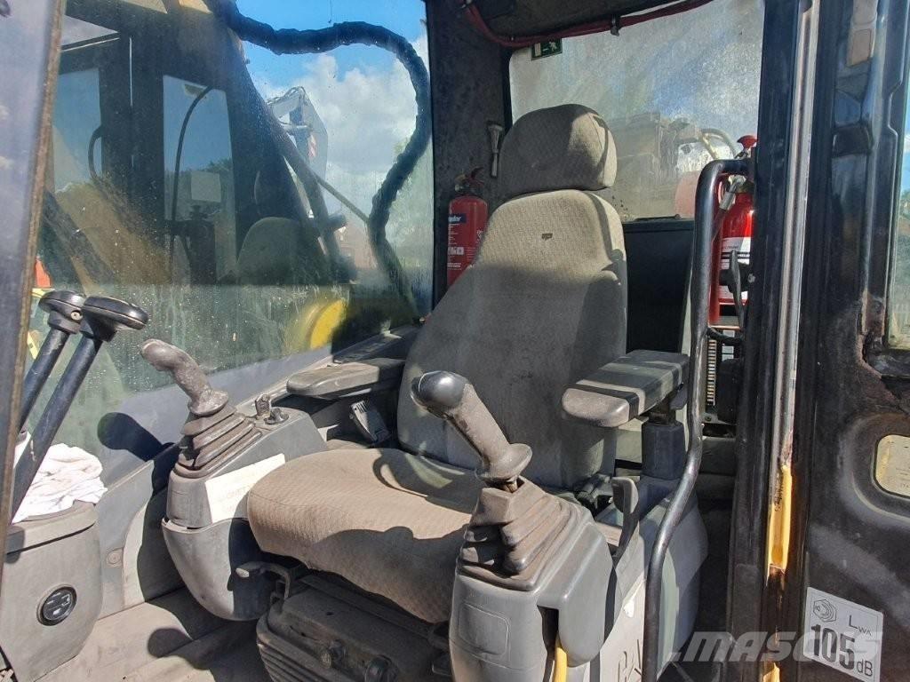 CAT 330 D L Екскаватори з великим вилітом