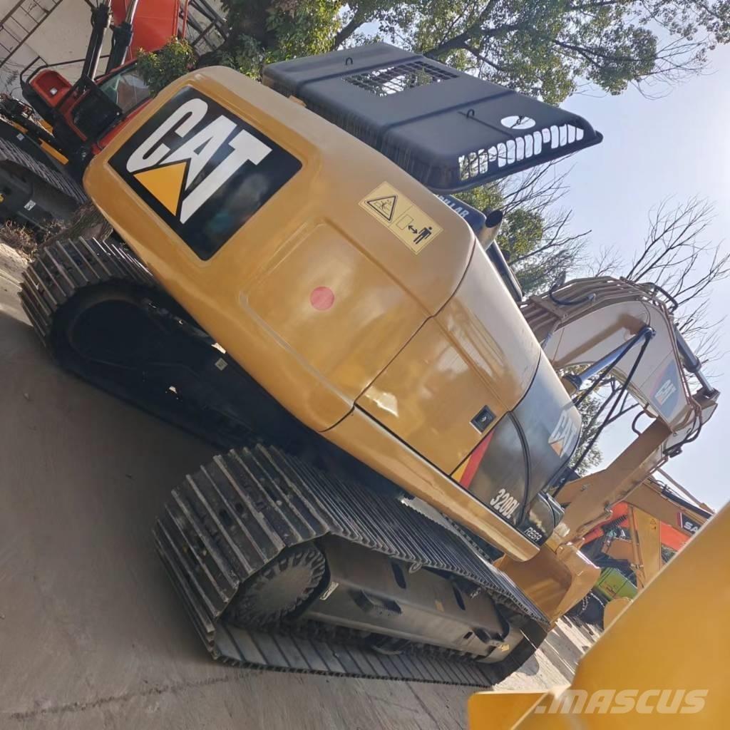 CAT 320 DL Гусеничні екскаватори