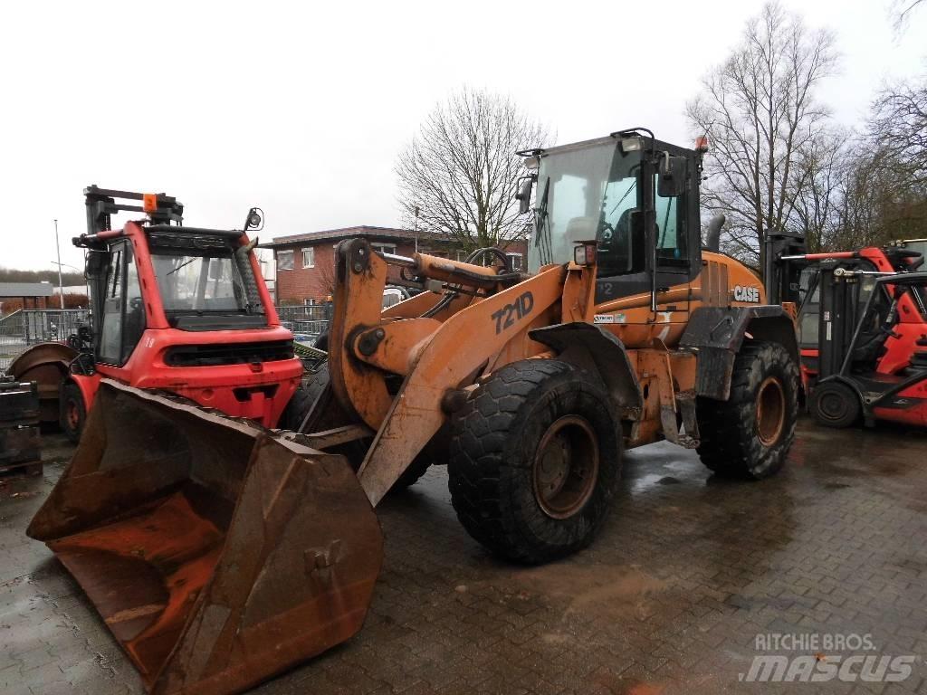 CASE 721 D Фронтальні навантажувачі
