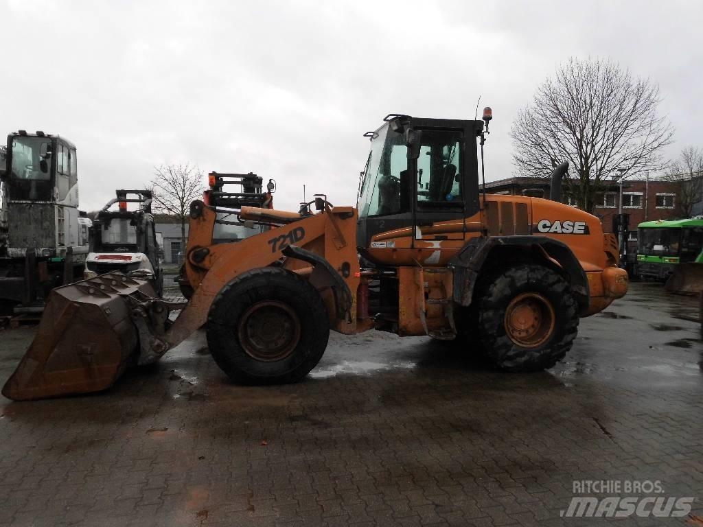 CASE 721 D Фронтальні навантажувачі