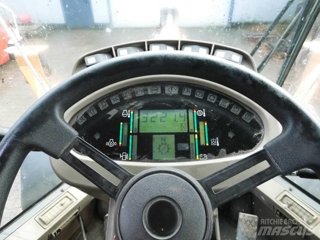 CASE 721 D Фронтальні навантажувачі