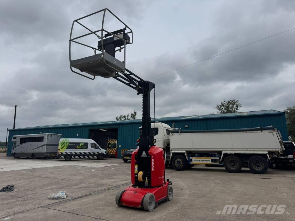 Manitou 100 VJR Вертикальні щоглові підйомники