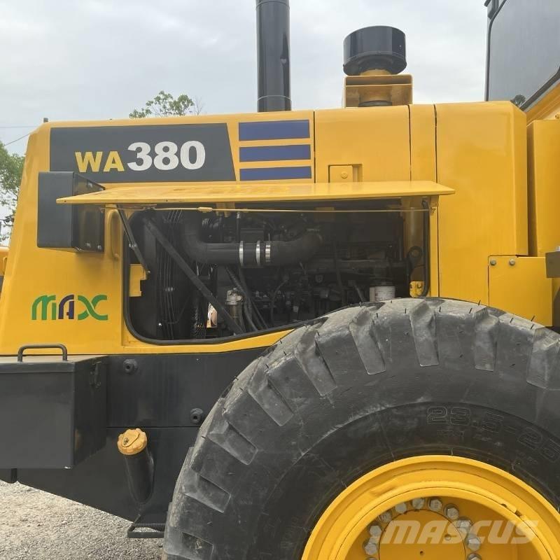 Komatsu WA 380 Фронтальні навантажувачі
