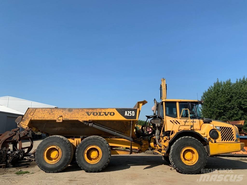 Volvo A 25 D Зчленовані самоскиди