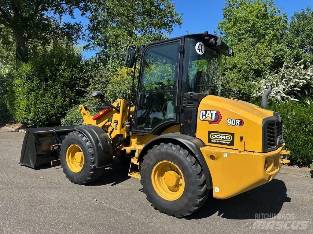 CAT 908 Фронтальні навантажувачі