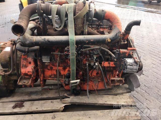 Scania DS8-40 Двигуни