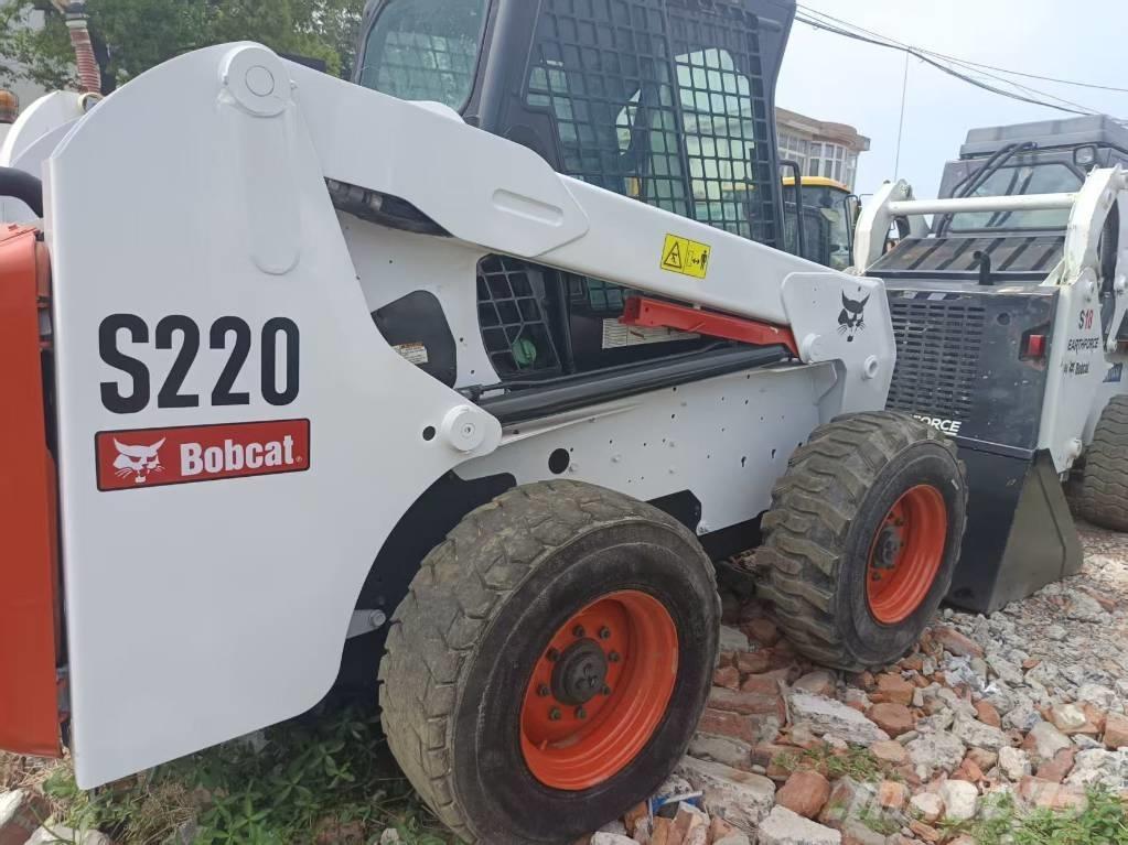 Bobcat S 220 Міні-навантажувачі