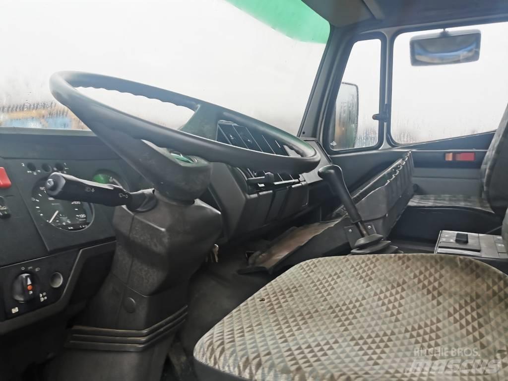 Mercedes-Benz 2426 Комбі/Вакуумні вантажівки