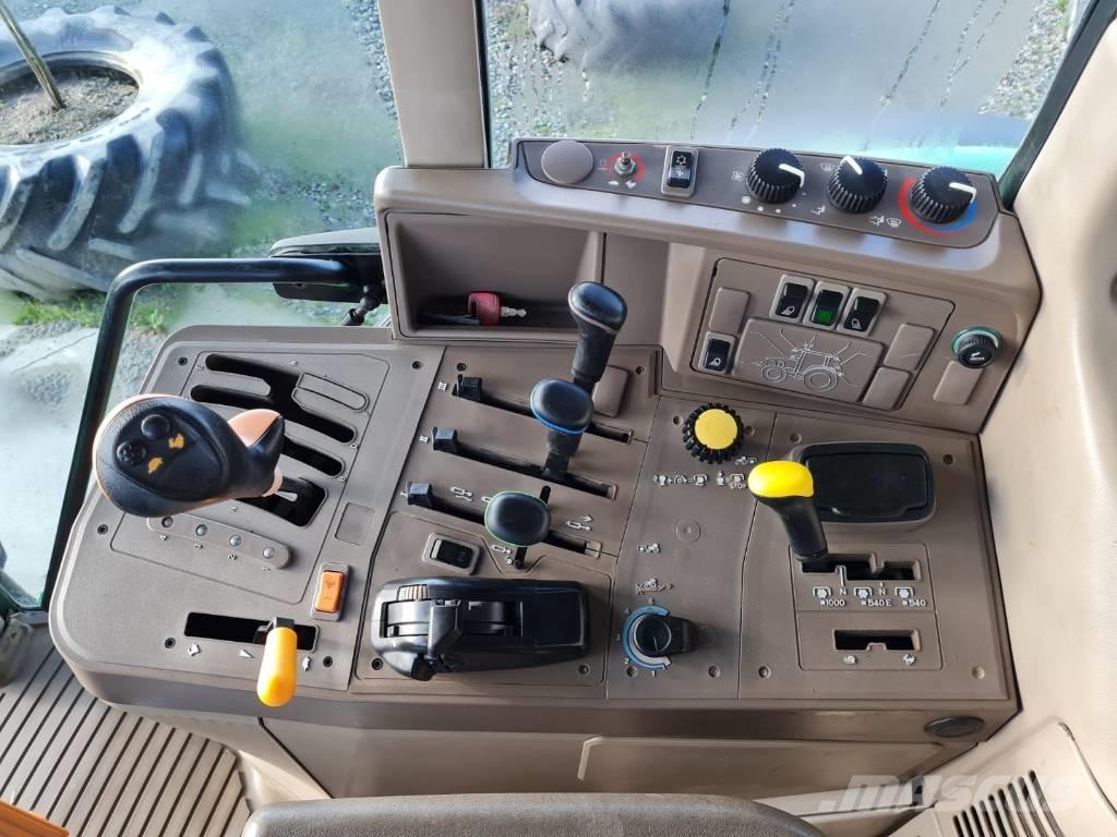 John Deere 6830 Трактори