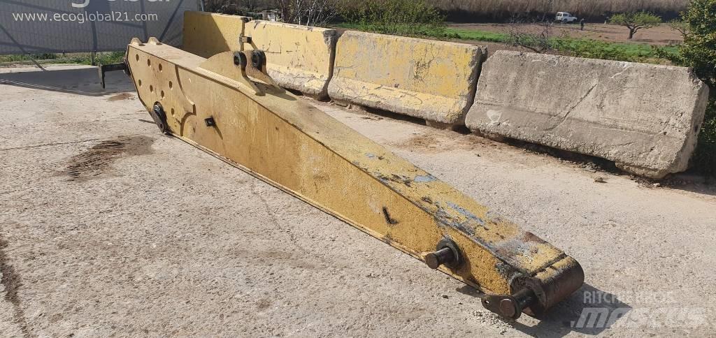 CAT 325 Осі