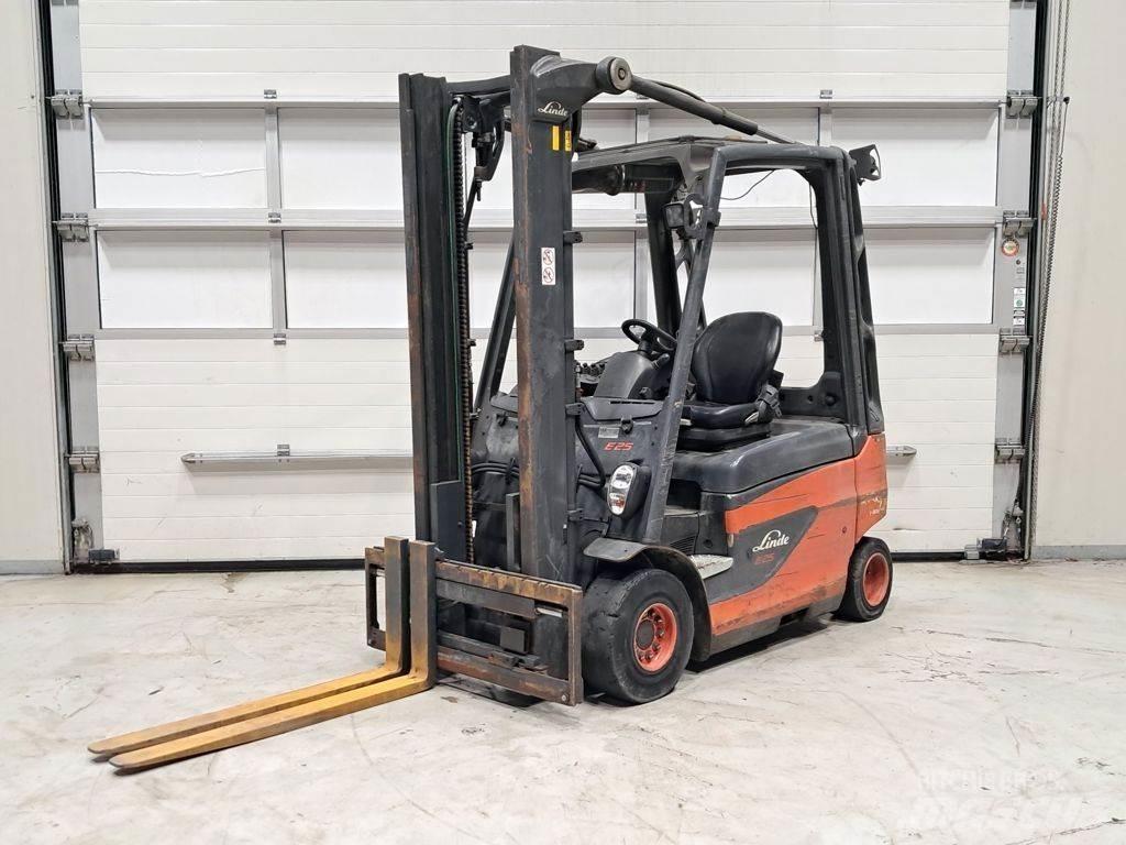 Linde E25-01 Електронавантажувачі