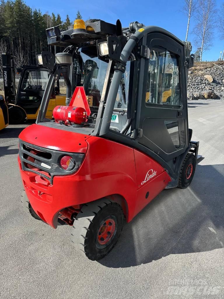 Linde H 25 D Дизельні навантажувачі