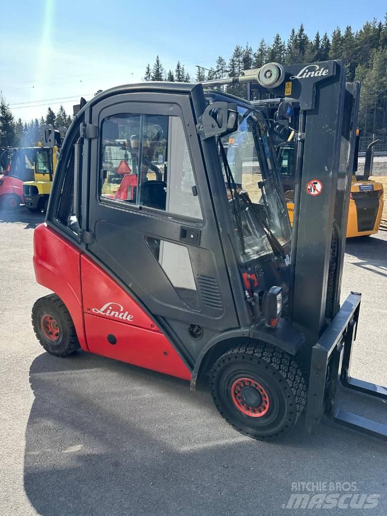 Linde H 25 D Дизельні навантажувачі