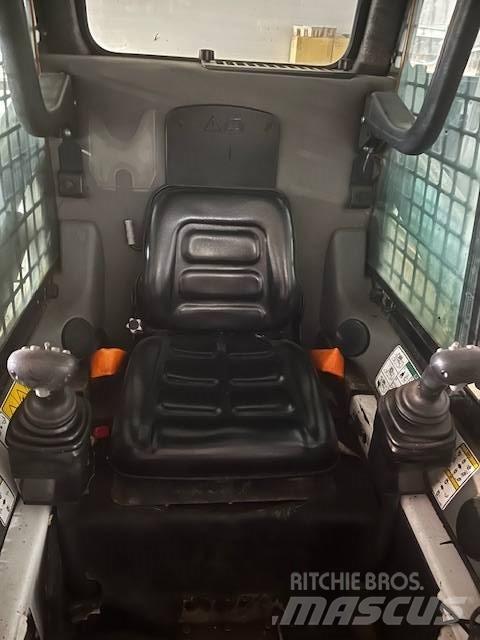 Bobcat S 100 Міні-навантажувачі