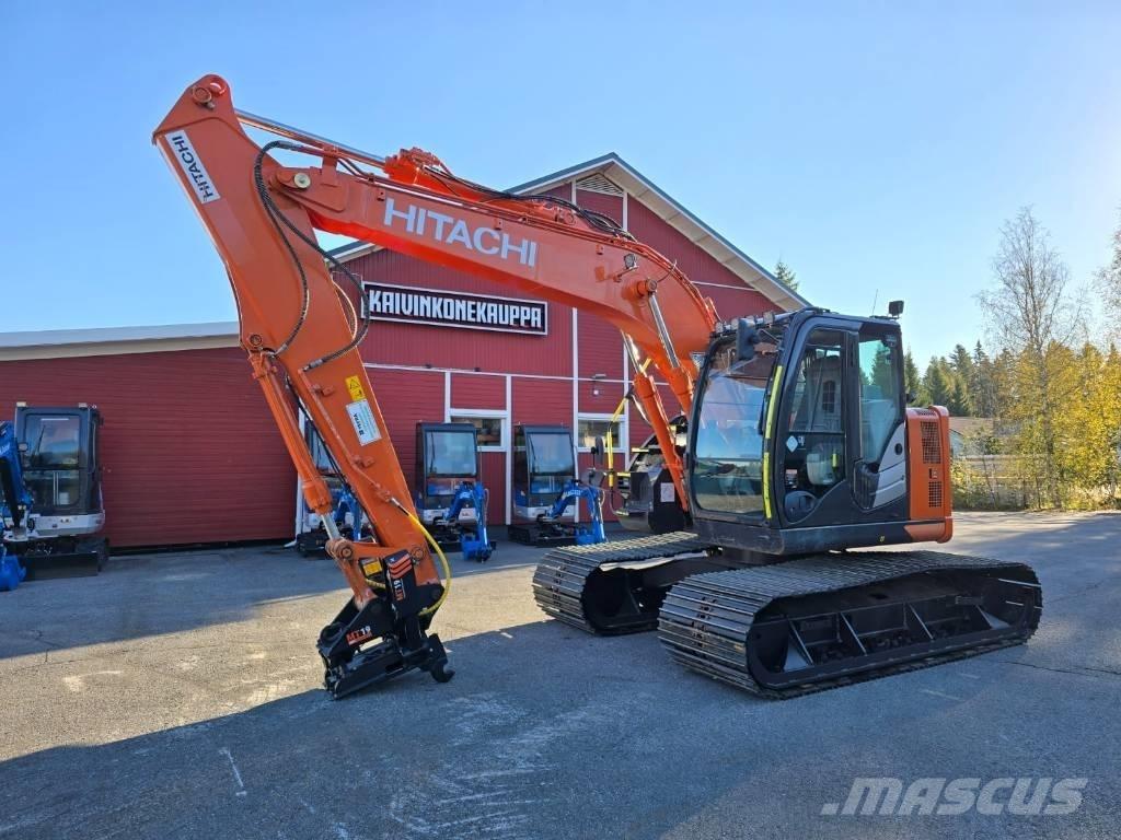 Hitachi ZX 135 US-6 Гусеничні екскаватори