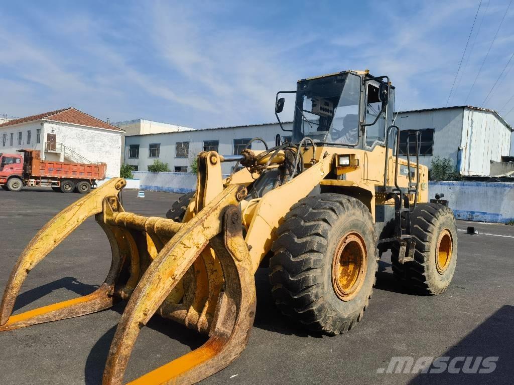 Komatsu WA 320-3 Фронтальні навантажувачі