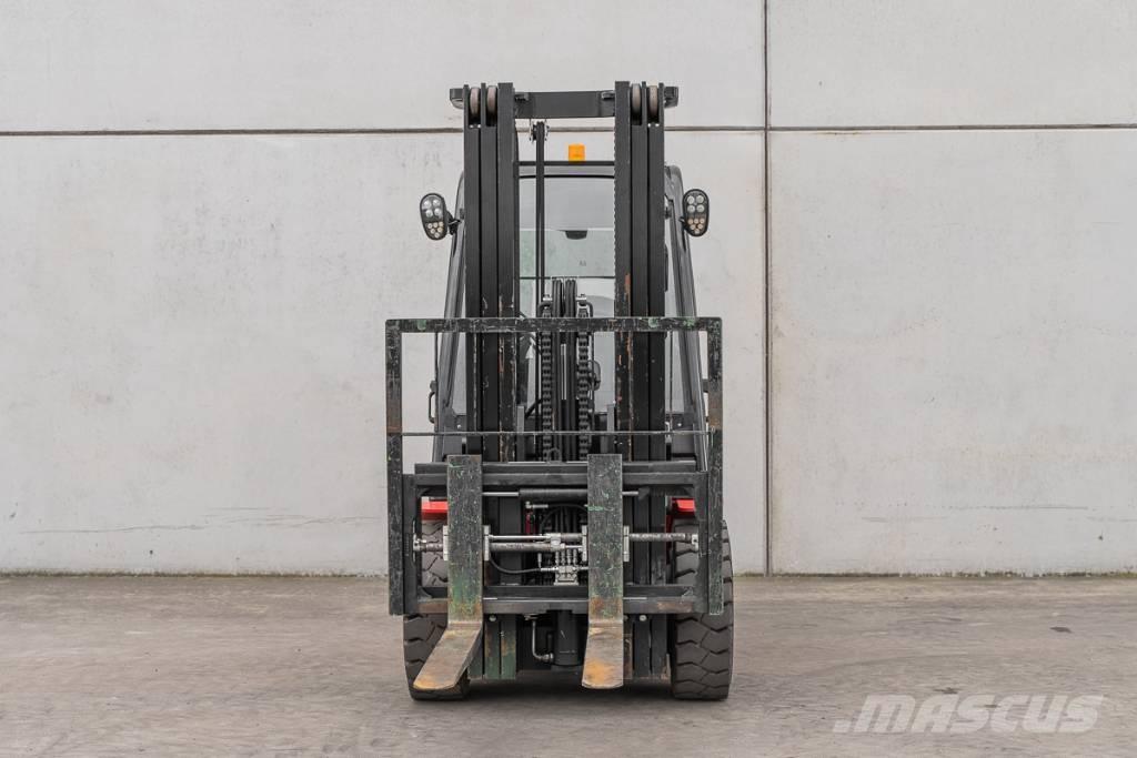 Manitou MI 35 D Дизельні навантажувачі