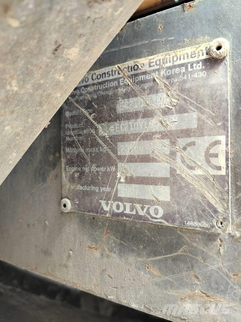 Volvo EC 210 B LC Гусеничні екскаватори