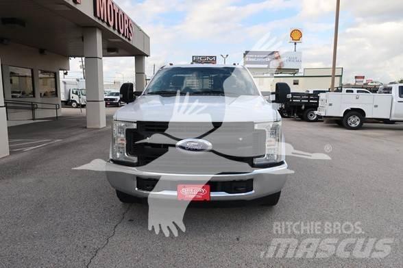 Ford F350 SD Будтехніка - Інші