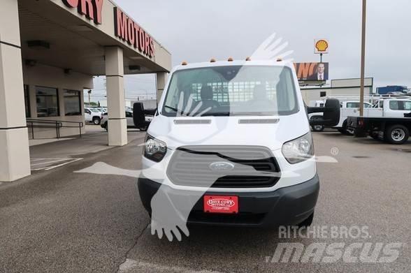 Ford TRANSIT Вантажівки-платформи/бокове розвантаження