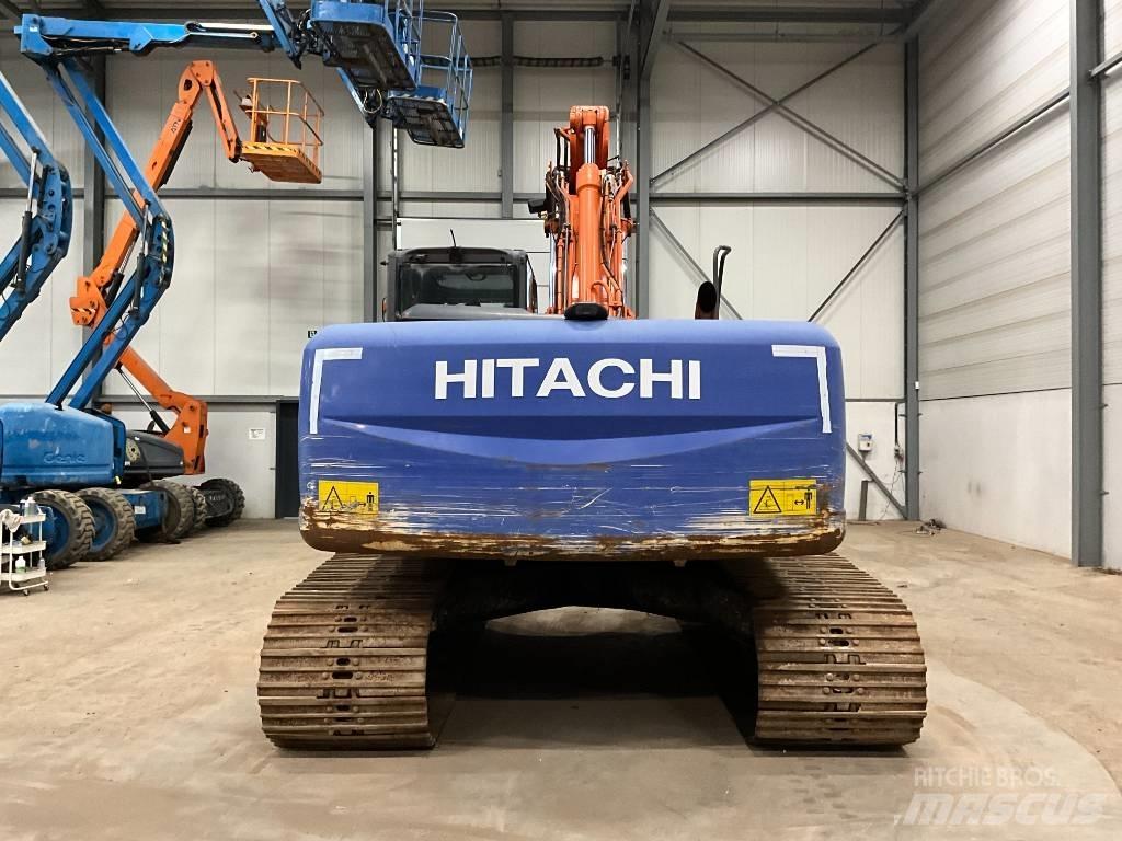 Hitachi ZX 210 LC-3 Гусеничні екскаватори
