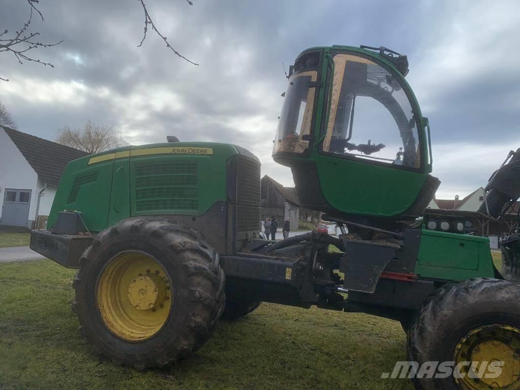 John Deere 1470 E Харвестери