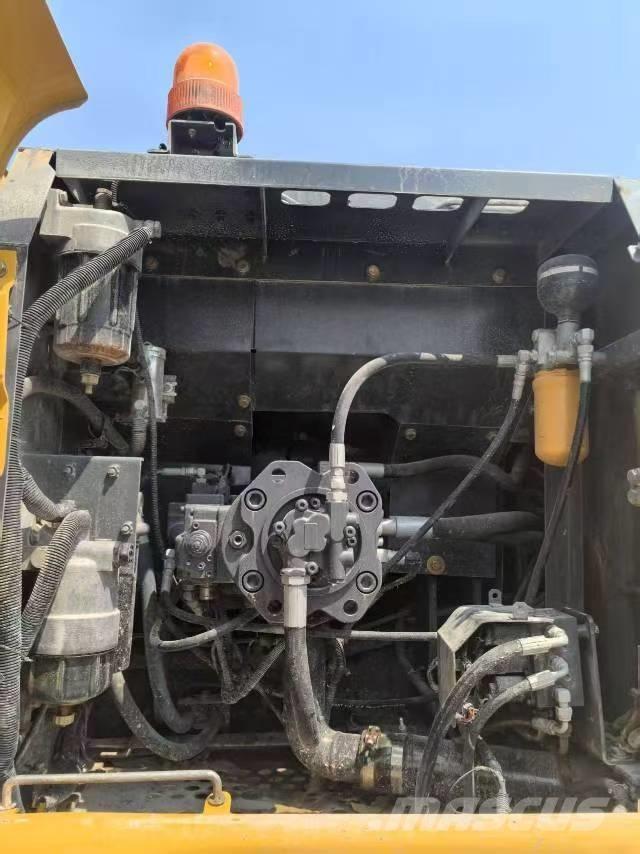 Sumitomo SH 200 Гусеничні екскаватори