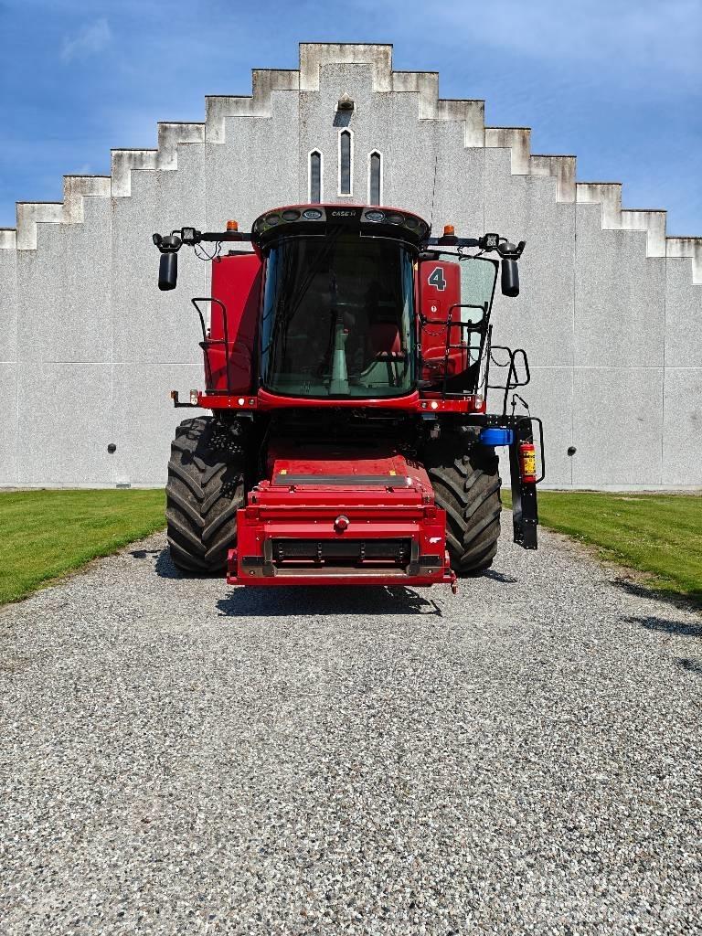 Case IH 9250 Зернозбиральні комбайни