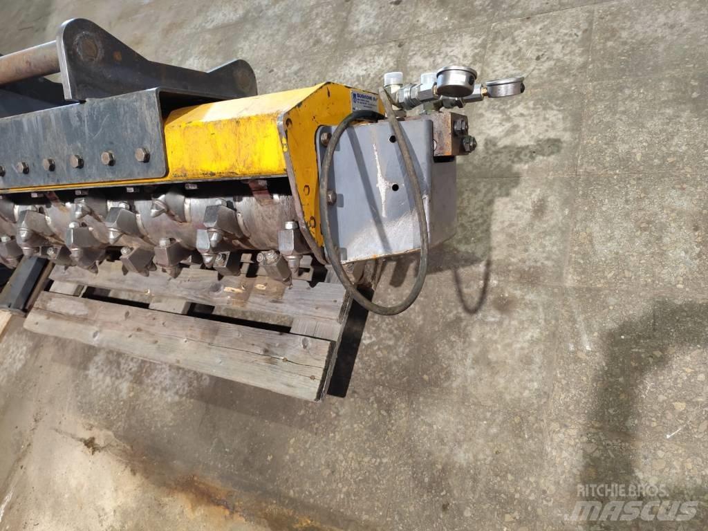  MeriCrusher MC4-140 Машини для подрібнення пнів
