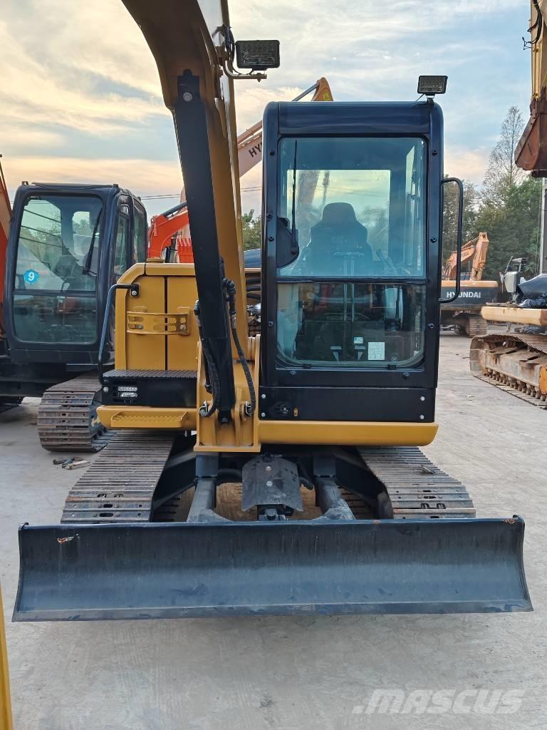 CAT 305.5 Міні-екскаватори < 7т