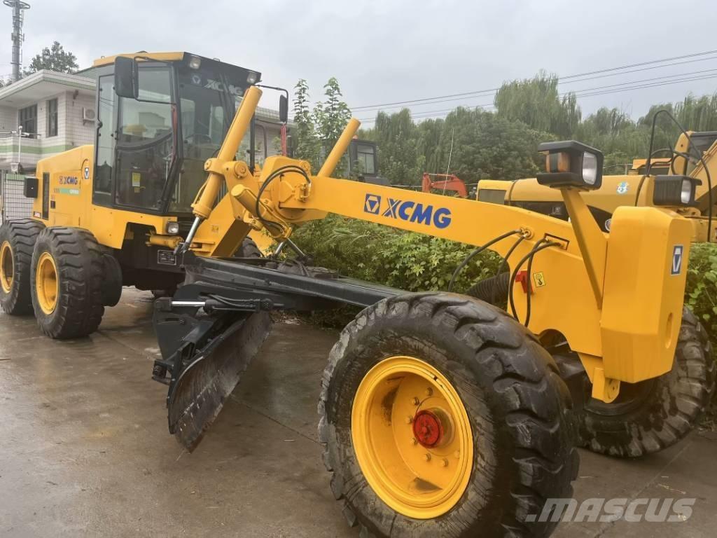 XCMG GR 180 Грейдери